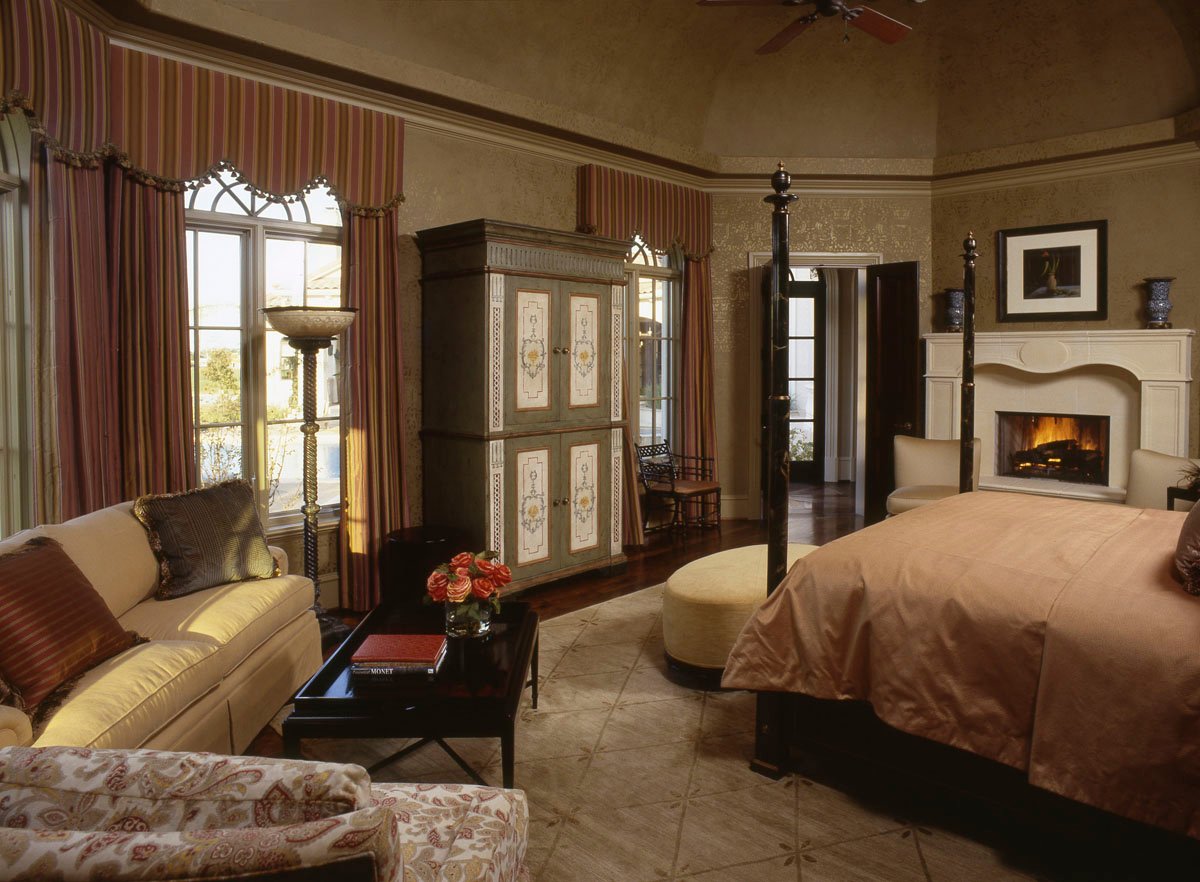italianate mediterranean bedroom