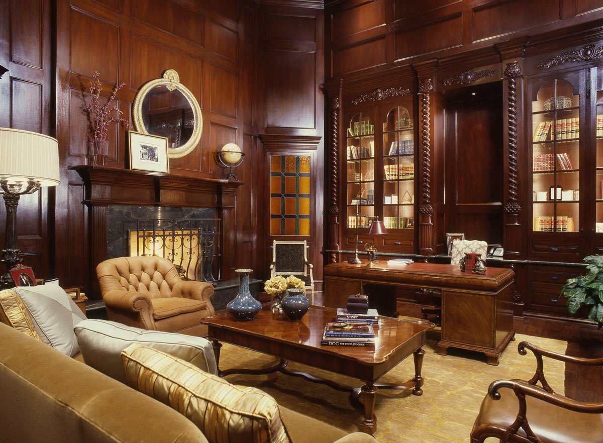 italianate mediterranean living room
