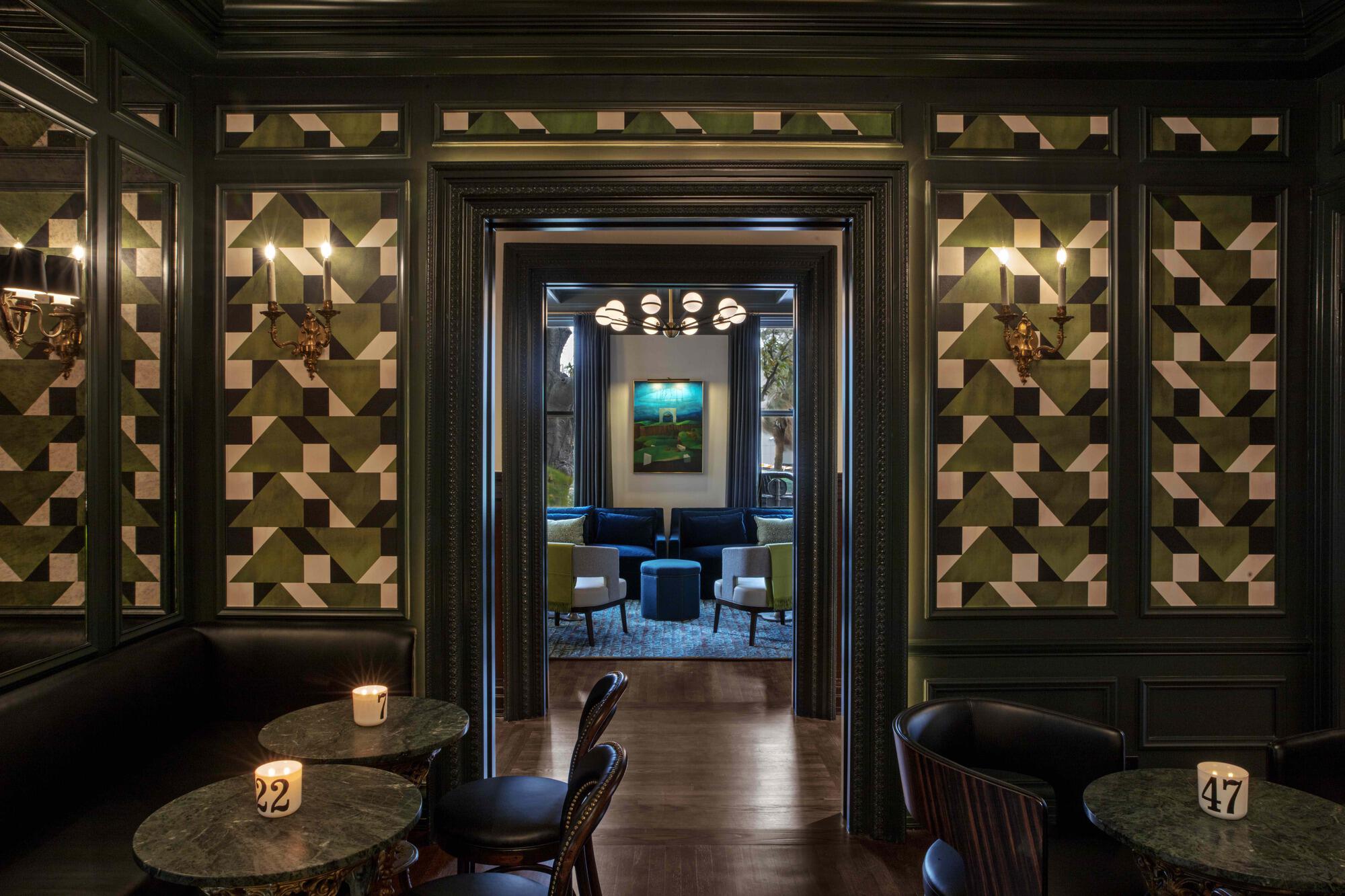 la colombe d'or bar 3