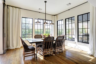 Transitional luxury home dinning room