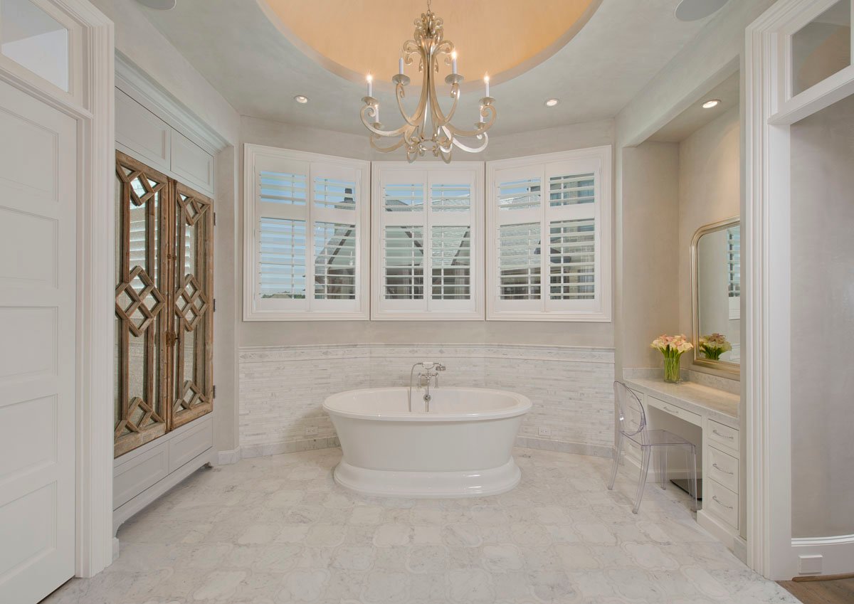 french country master bathroom