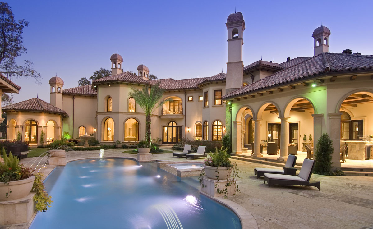 custom classic mediterranean back yard pool